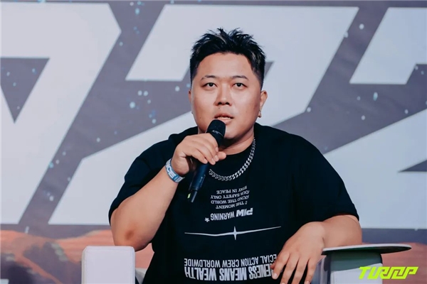 洛杉矶快船训练开放日,窗口期队长鼓劲引欢呼,德甲在即,医务组通报恢复的简单介绍 洛杉矶快船训练开放日,窗口期队长鼓劲引欢呼,德甲在即,医务组通报恢复的简单介绍